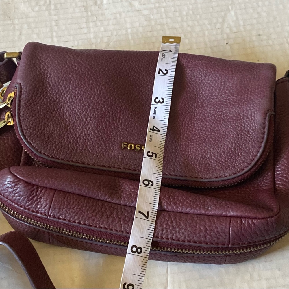 Fossil leather crossbody purse(BD) - Picture 7 of 7